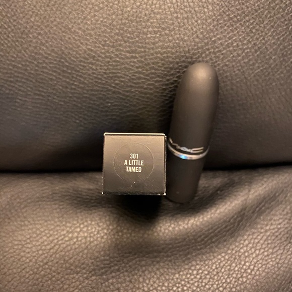 MAC Powder Kiss Lipstick A Little Tamed - Picture 2 of 3